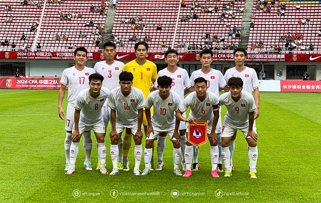 HLV Đinh Hồng Vinh nói thật lý do U22 Việt Nam thua chóng vánh U22 Uzbekistan - Ảnh 1.